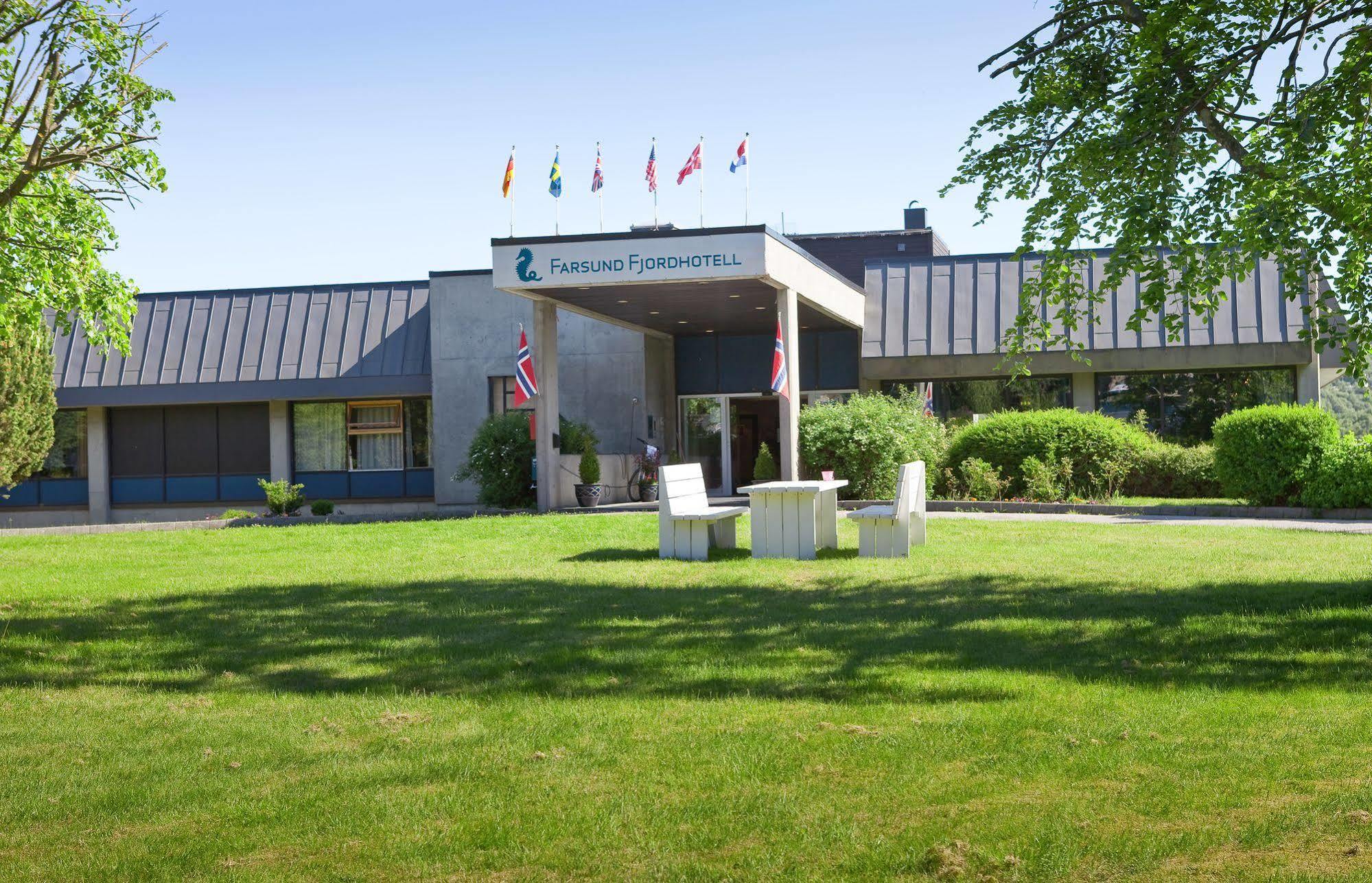 Farsund Fjordhotel Exterior foto